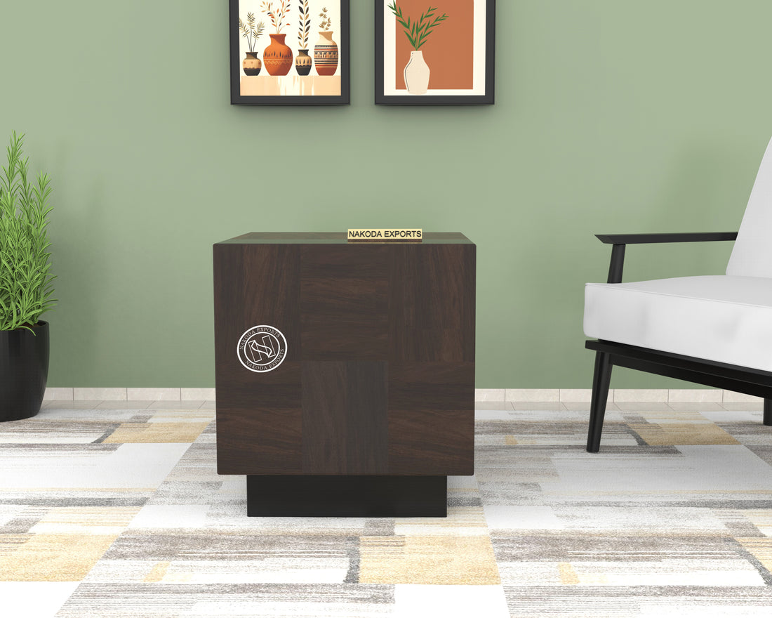 Classic Noir Side Table