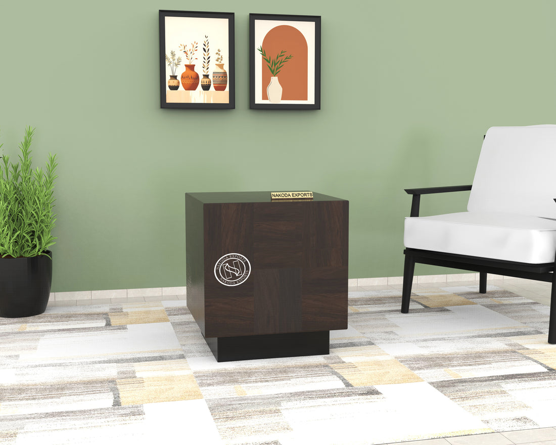 Classic Noir Side Table